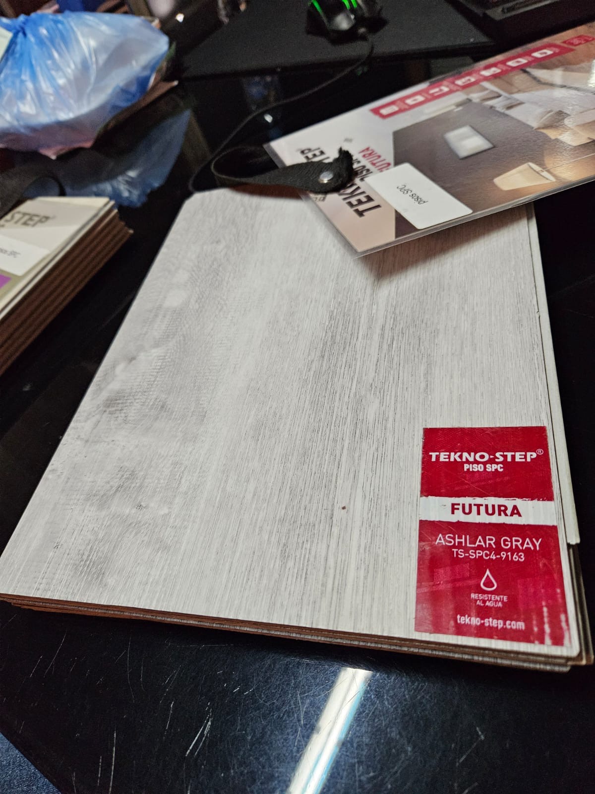 PISO VINÍLICO SPC FUTURA - Ashlar gray