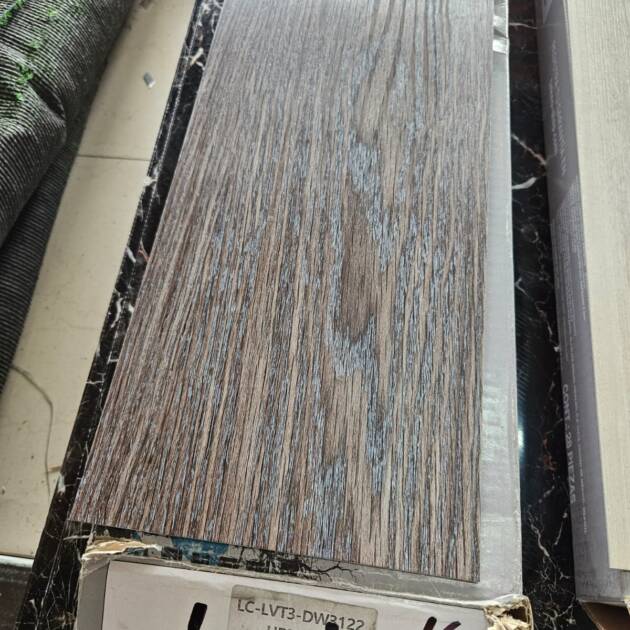 Piso Vinilíco LVT Urbana - Lisboa